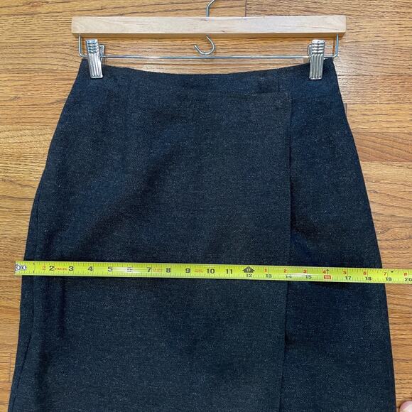 Eddie Bauer Recycled Wool Wrap Skirt Dark Gray Sz 4 Petite Lined EUC - Picture 7 of 10